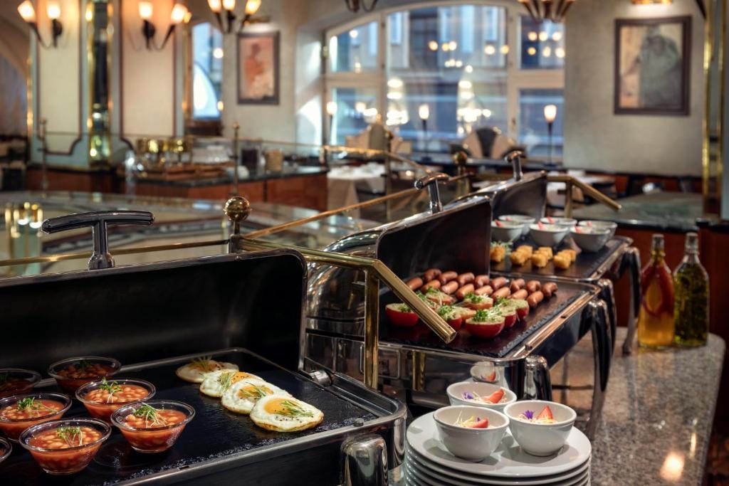 هتل آرت نوو پالاس